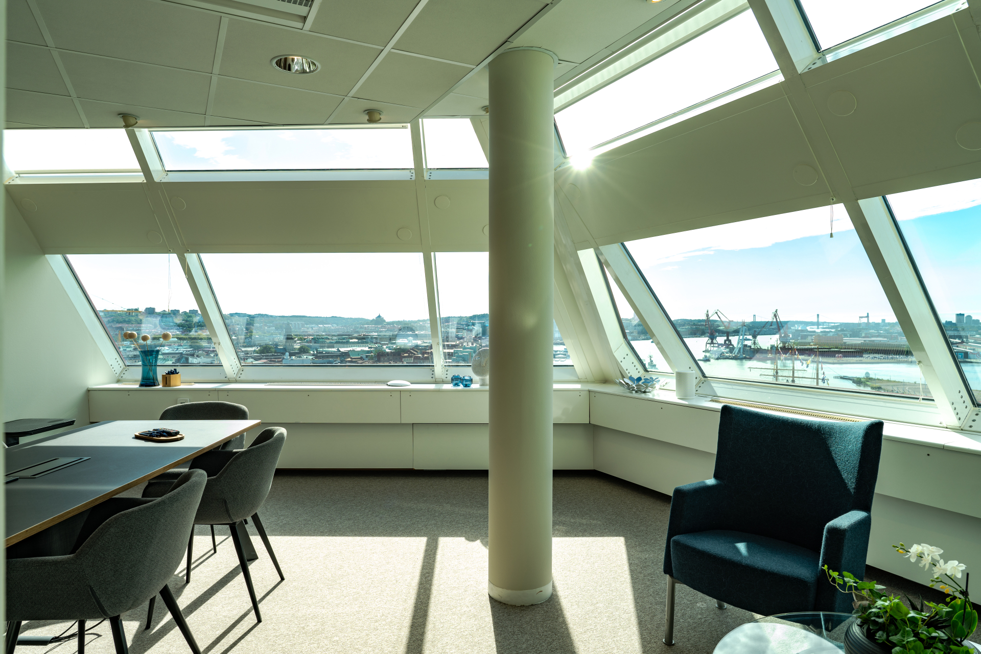 Ett mötesrum med utsikt över Göteborg..