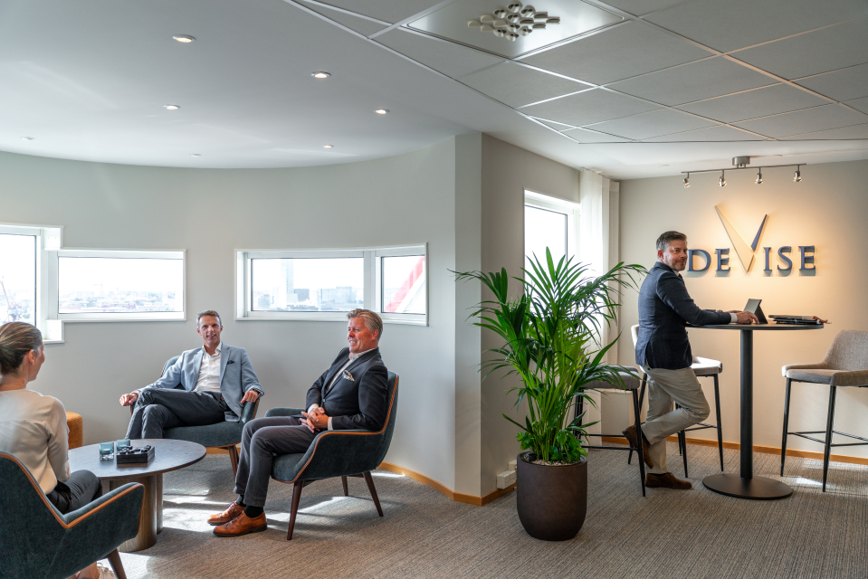 Medarbetare på kontoret.